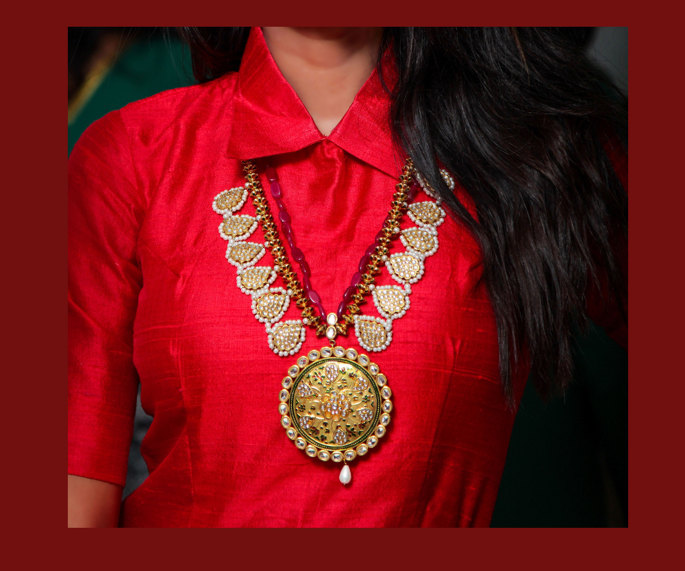Oxidised gold-tone necklace